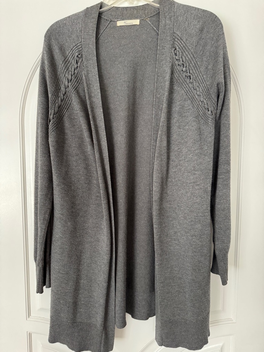 89th & Madison Gray Open-Front Cardigan with Braided-Trim